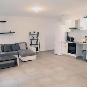 Appartement Le Patio - Hyper Centre Marseille-cours Julien, Marseille